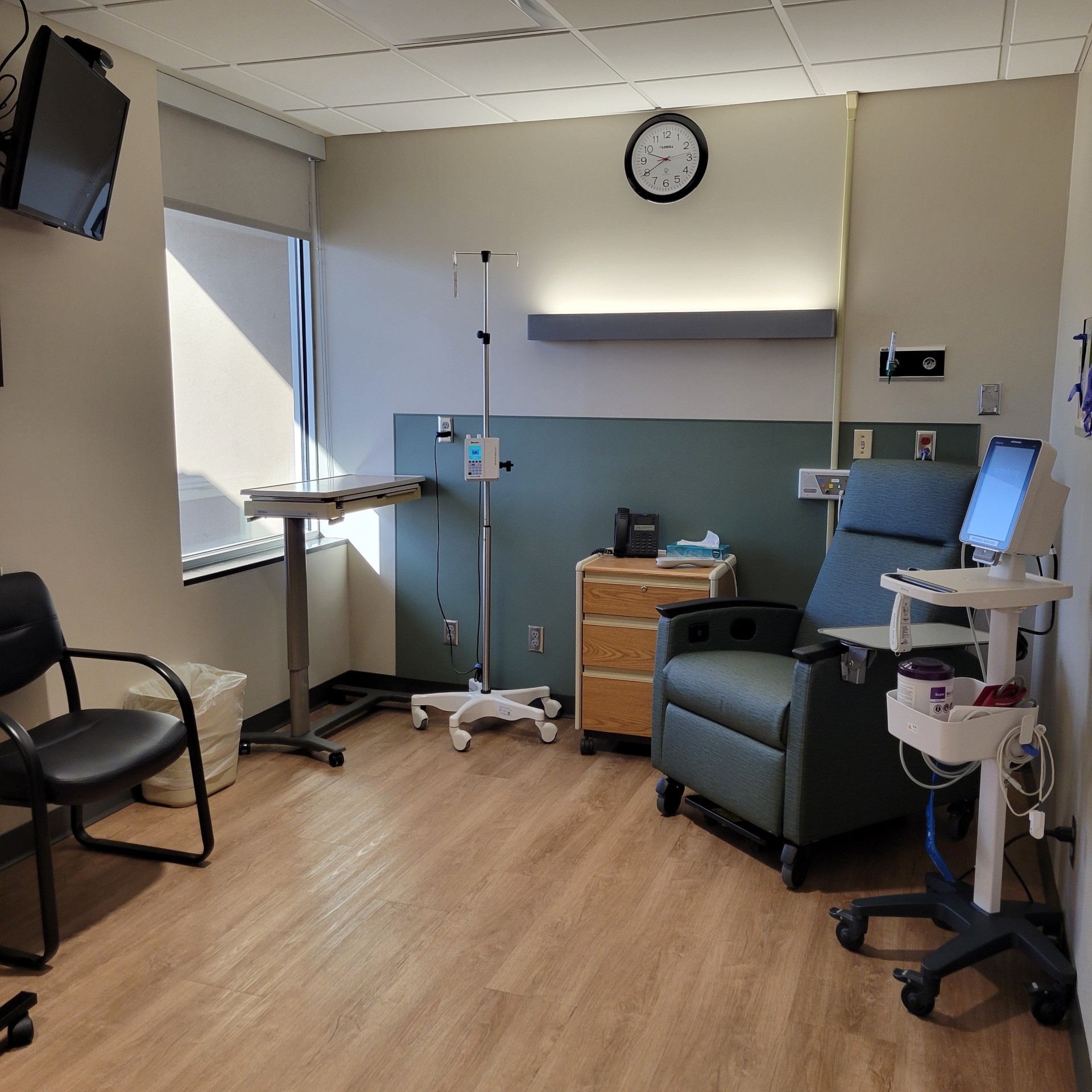 infusion services room